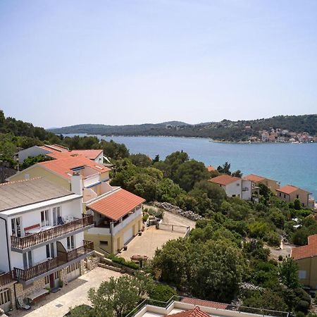 Apartments And Rooms By The Sea Tisno, Murter - 5128 Exterior foto