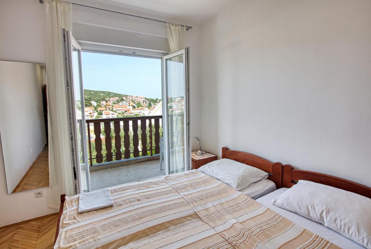 Apartments And Rooms By The Sea Tisno, Murter - 5128 Habitación foto