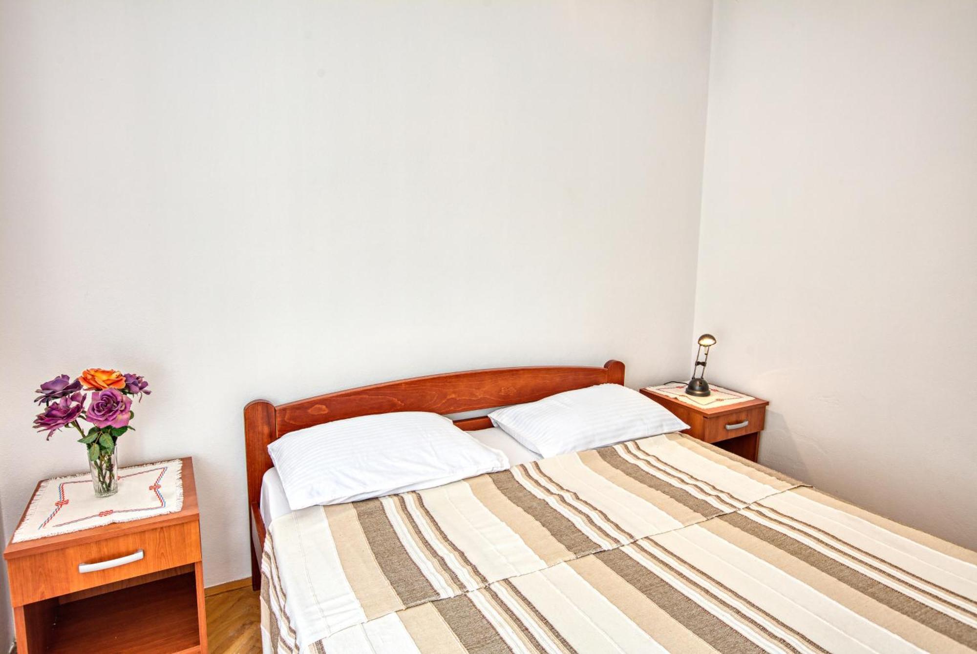 Apartments And Rooms By The Sea Tisno, Murter - 5128 Habitación foto