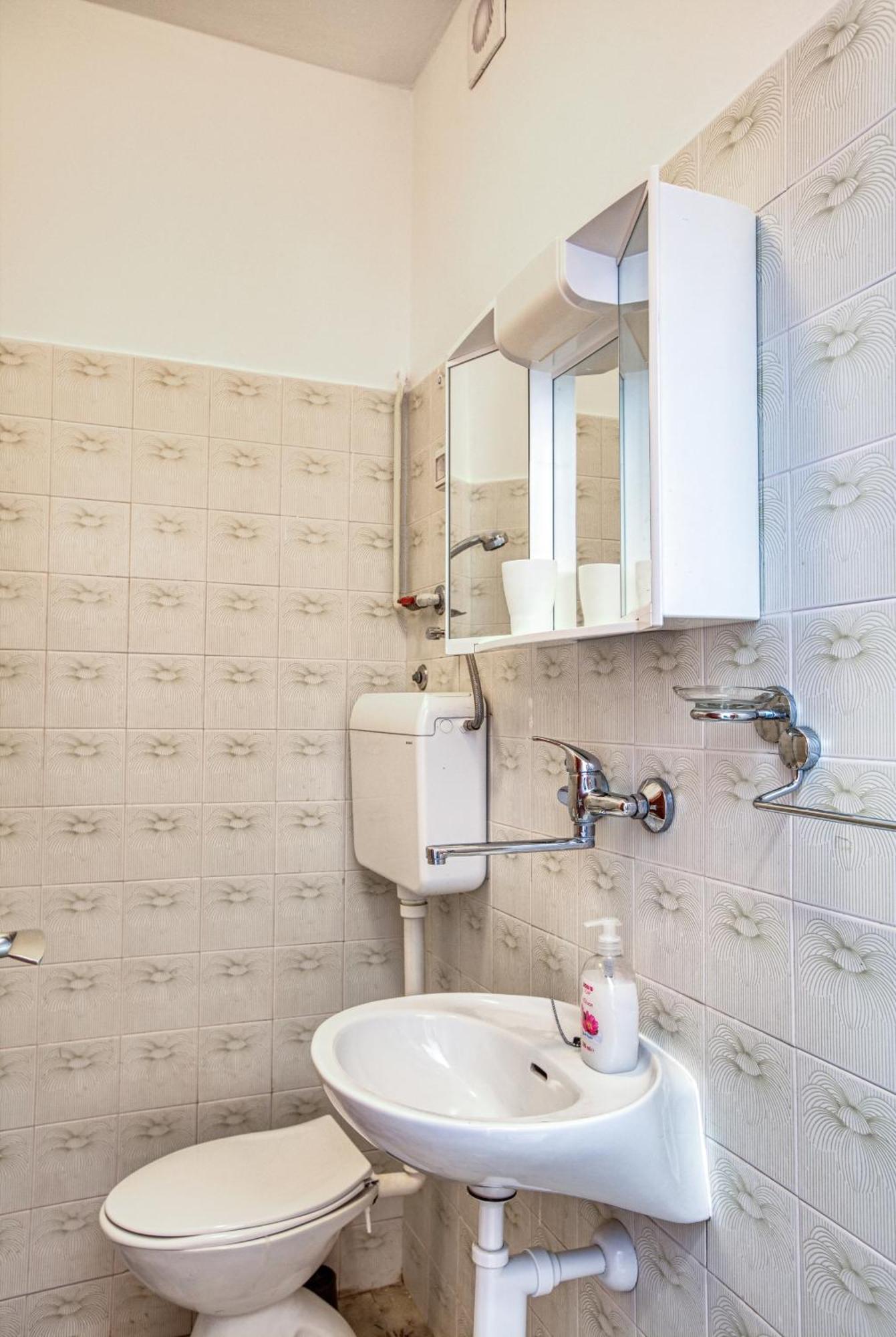 Apartments And Rooms By The Sea Tisno, Murter - 5128 Habitación foto